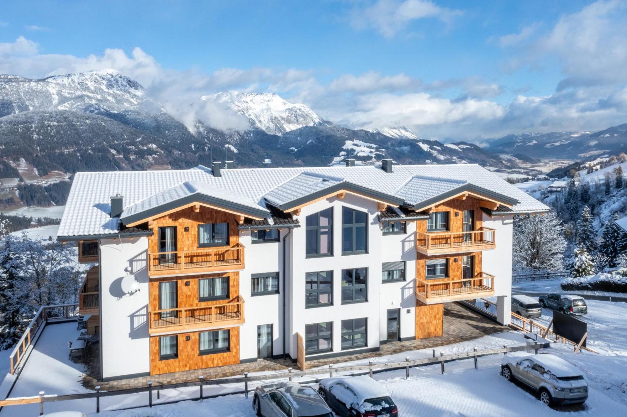 Hoeflehner Premium Gumpen Lodge Haus im Ennstal Luaran gambar